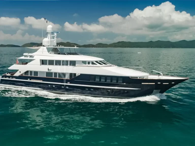 M/Y Lady Azul