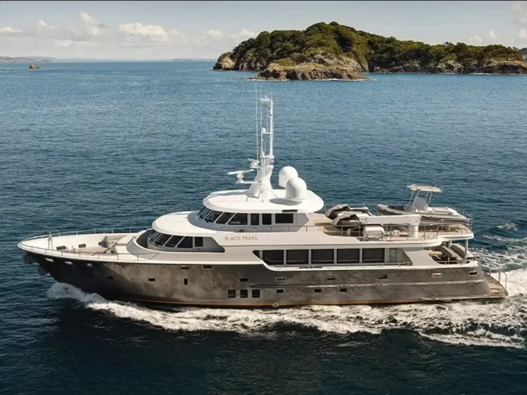 M/Y Black Pearl